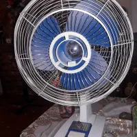 پنکه ژاپنی تمام فلز خیلی قدیمی عتیغه کاملاسالم|پنکه و تصفیهکنندهٔ هوا|فولادشهر, فولادشهر|دیوار