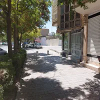 مغازه تجاری حاشیه کریمی