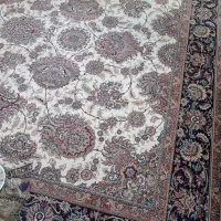 فرش ۱۲متری افشان ۷۰۰شانه تک است