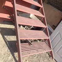 پله آهنی پاگرد پله درب