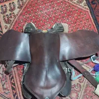 زین اسب در حد نو