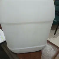 باسلام تعداد۷۰عدد گالن مربوط به عرقیات گیاهی