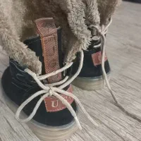 بوت دخترانه تمیز|کفش و لباس بچه|اشتهارد, |دیوار