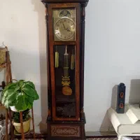 ساعت ایستاده