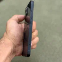 Iphone 13 128 gb|موبایل|اصفهان, تخت فولاد|دیوار