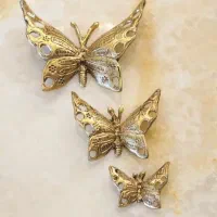 پروانه دیوار کوب سه تایی برنز|مجسمه، تندیس، ماکت|قدس, شهر‌قدس|دیوار