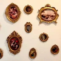 قاب های کلاسیک دکوراتیو