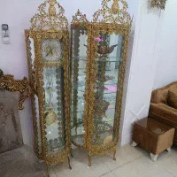 ویترین و ساعت ایستاده برنزی