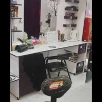 ست کامل دکوراسیون آرایشگاه زنانه