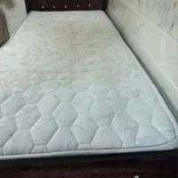 تخت فلزی با تشک|تخت و سرویس خواب|قم, دانش|دیوار