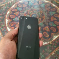 آیفون ۸ تمیز