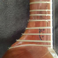 تار ۳/۴|سازهای سنتی|لنجان, |دیوار