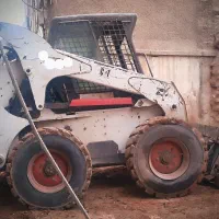 خاکبرداری با بابکت و ایسوزو 6تن