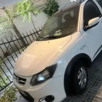 کوییک R مدل ۱۴۰۲ بسیار کم کار وسالم