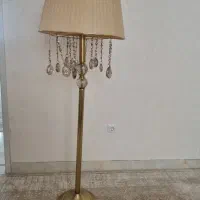 آباژور.کنار سالنی