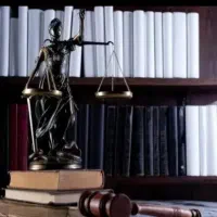 وکالت مطمئن و دفاع قوی تحت نظارت وکیل متعهد