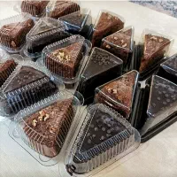 تولید انواع کیک خیس ، شیرینی ، رولت|خوردنی و آشامیدنی|شاهینشهر, خانه کارگر|دیوار