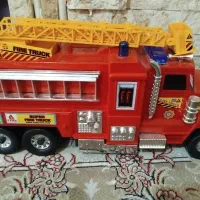 ماشین اسباب بازی