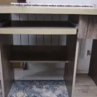 میز کامپیوتر در حد نو ام دی اف