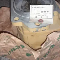 پمپ دوطبقه لودرکوماتسو ژاپن فابریک