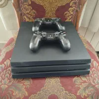 ps 4 pro یک ترابایت دو دسته در حد نو