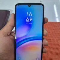 a05s تمیز همراه با شارژر