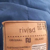 بارونی سورمه ای خارجی بِرند ایسلندسایز۳۸|لباس|سبزوار, غرب نیروگاه|دیوار