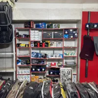 قفسه|کتابخانه، شلف، قفسه‌های دیواری|قدس, شهر‌قدس|دیوار