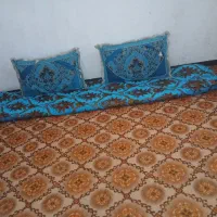 پشتی. سالم.  تمیز.  نو