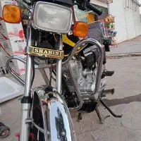موتور۲۰۰لیفان مدل ۱۴۰۳درحد خشک همه لوازم آکبند