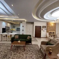 آپارتمان ۱۲۲ متری / پارکینگ اختصاصی / گلزارا.ن