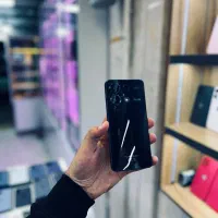 Note13کم کار یک سال کار با گارانتی بسیار سالم