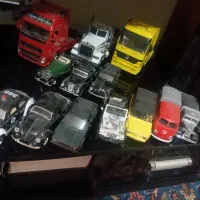 ماکت ماشین فلزی