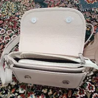 کیف و دمپایی رو فرشی|کیف، کفش، کمربند|بروجرد, |دیوار