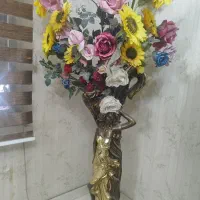 گلدان بدون گل