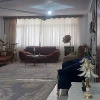 130 متری با نورگیر عالی