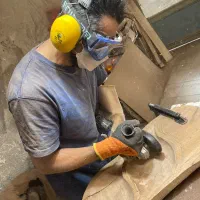 سمباده کاری ضروف چوبی