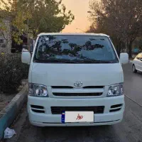 تویوتا هایس 2006