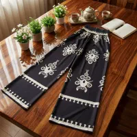 اورال دکلته مجلسی (پوشاک عاقبتی وکیل آباد ۱۷)