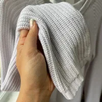 بافت رنگ سفید(آبی خیلی کمرنگ)|لباس|لاهیجان, شهرک فرهنگیان|دیوار