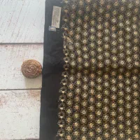 پارچه گلدوزی