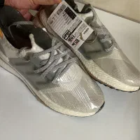 کتونی آدیداس آکبند پا نخورده اورجینال