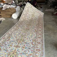 اولین گالری فرشینه و روفرشی دورکشدار در خوی|فرش|خوی, |دیوار