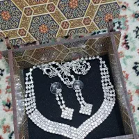 گوشواره آنجلیا خارجی،ساعت نقره‌ای و نیم ست مجلسی