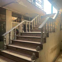 مغازه ۱۳/۵ متری میدان انقلاب