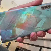 خرید انواع گوشی های شکسته و خراب بدون لوازم