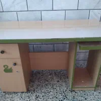میز کامپوتر. تحریر