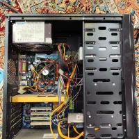 کامپیوتر|رایانه رومیزی|رشت, خواهر امام|دیوار