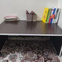 میز تحریر چوبی نو زمینی