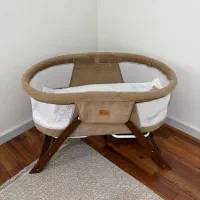 تخت گهواره شو چوبی